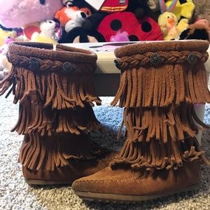 Minnetonka Moccasin Boots, Little Girls